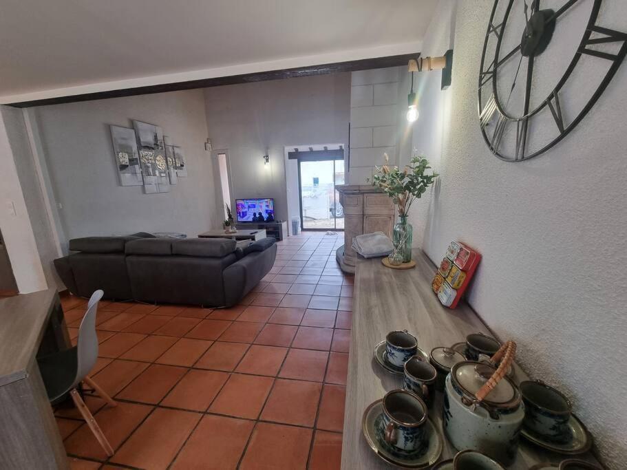 Jolie Villa Piscine A 15 Min Du Barcares 萨勒斯勒沙托 外观 照片